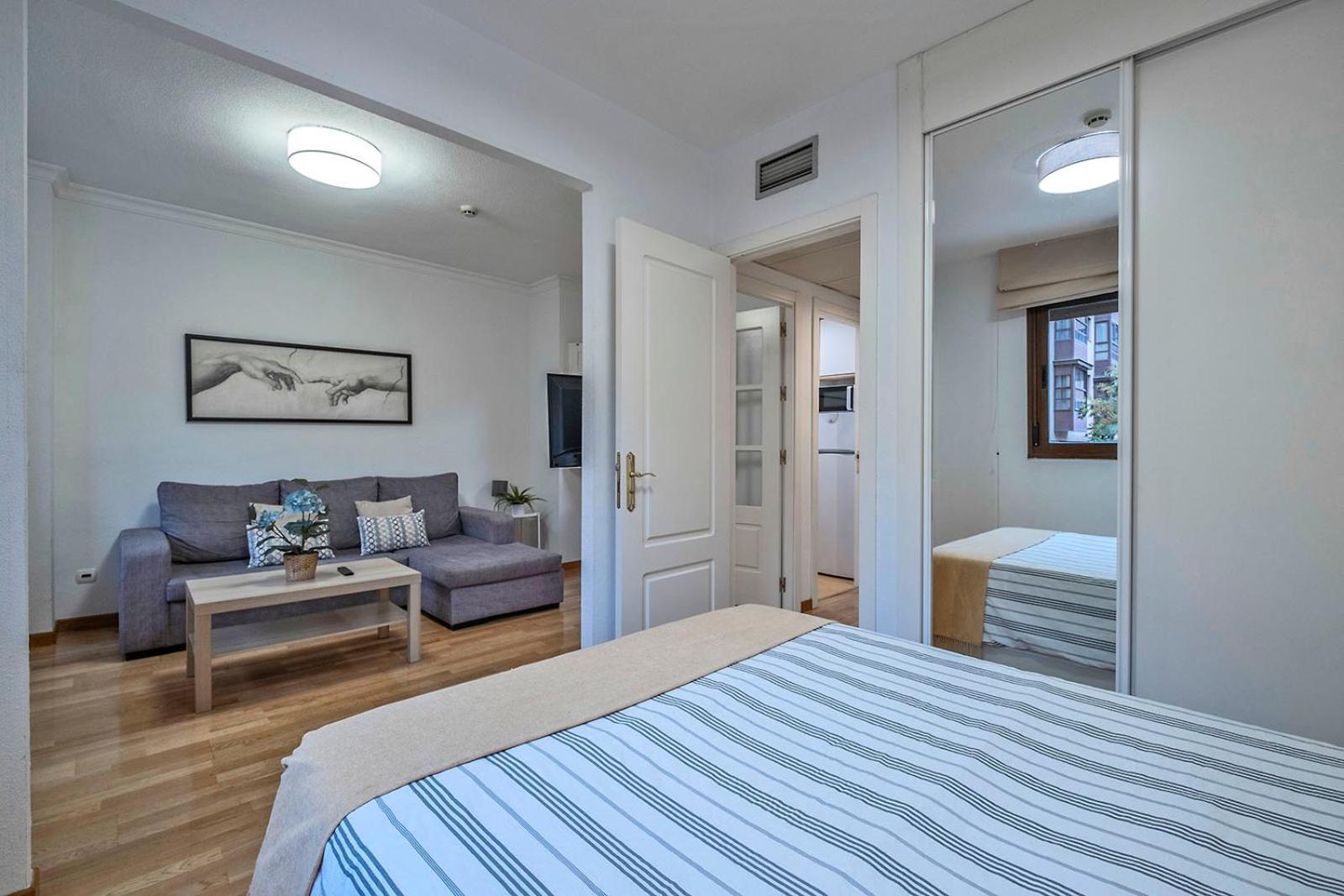 Apartamento Wanda Ifema Con Parking Y Piscina Madrid Exterior photo