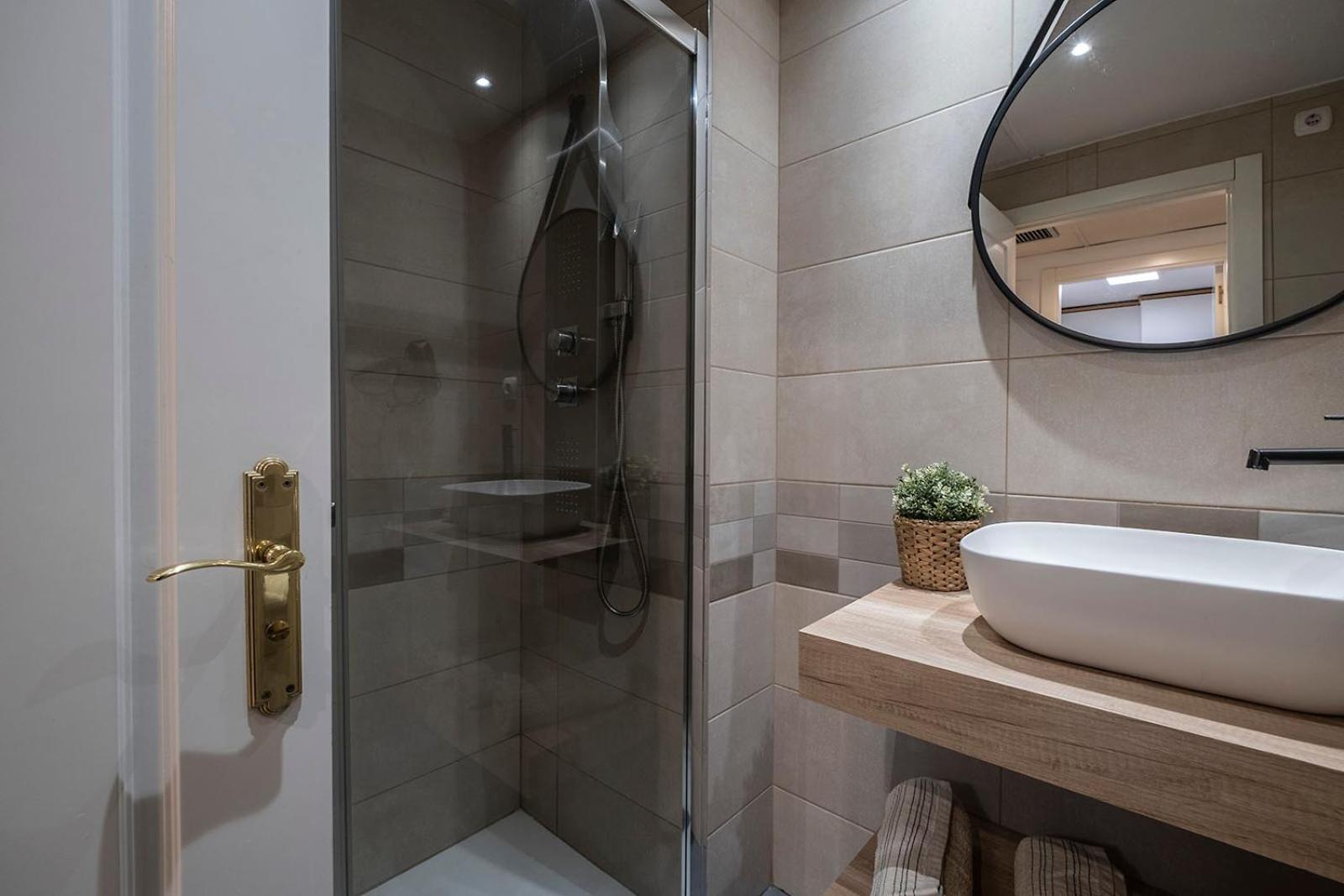 Apartamento Wanda Ifema Con Parking Y Piscina Madrid Exterior photo